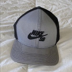Nike SB dri-fit hat